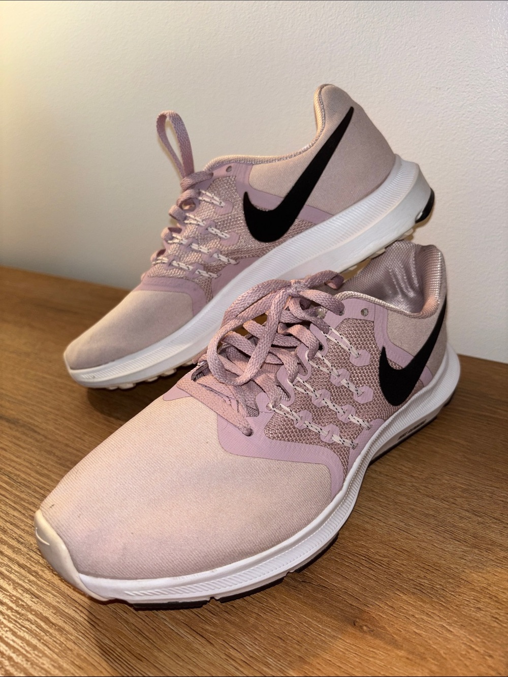 Nike Women's Light Purple Running Sneakers with Black Swoosh